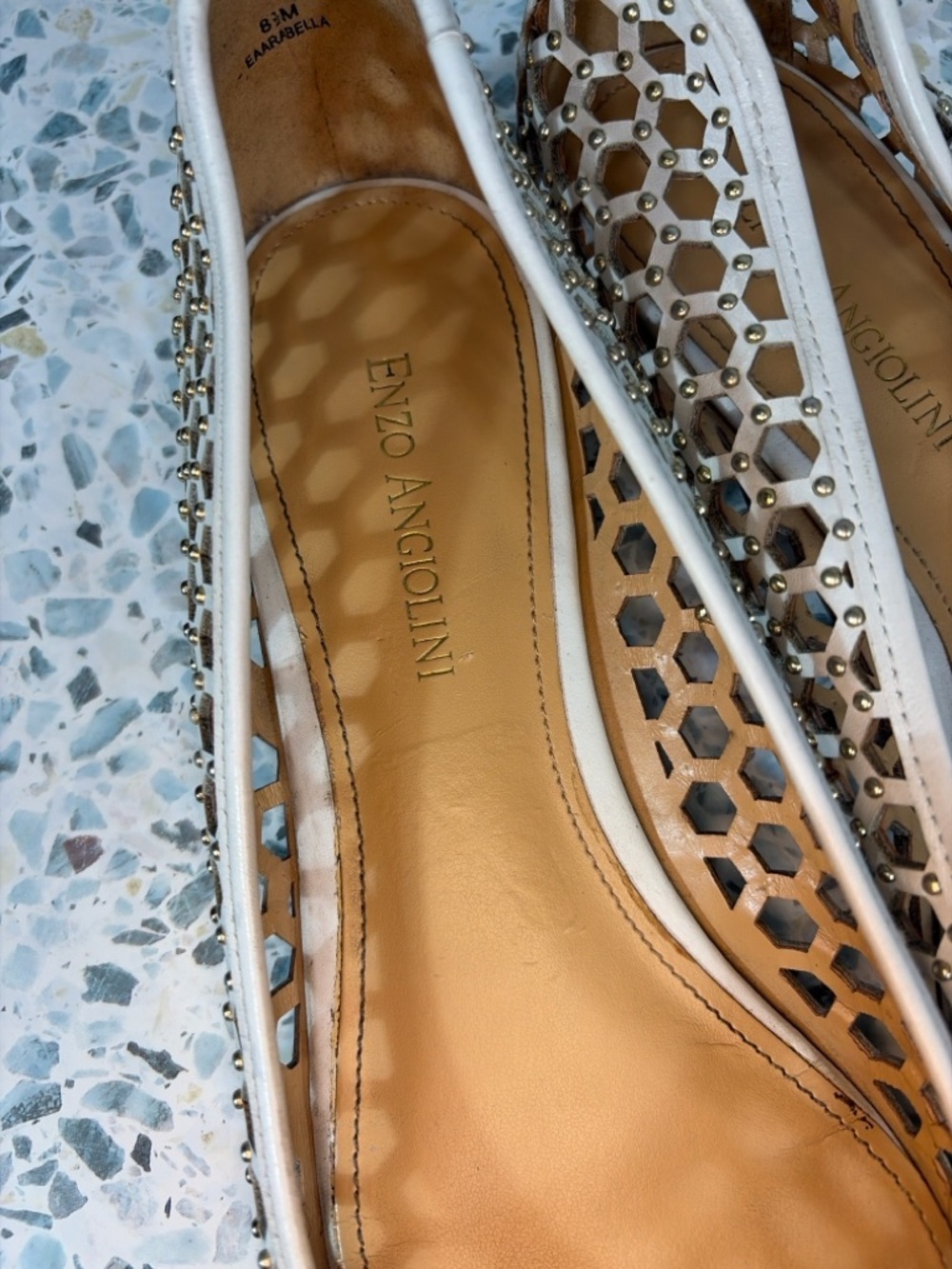 Enzo Angiolini Arabella Studded Cutout Flats White Leather Pointed Toe Size 8.5 - Picture 5 of 5